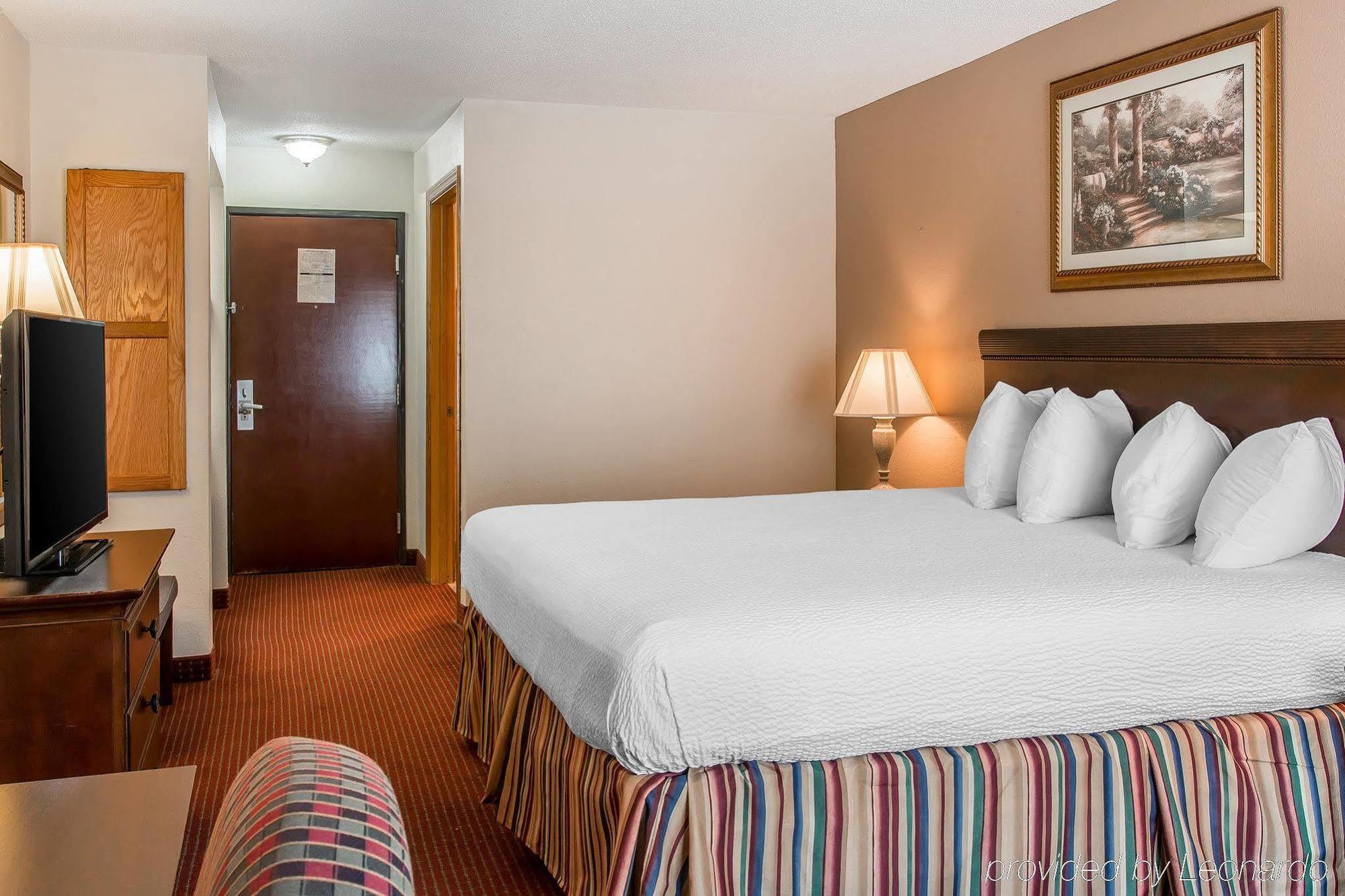 Motel 6 Elkhart, In Экстерьер фото