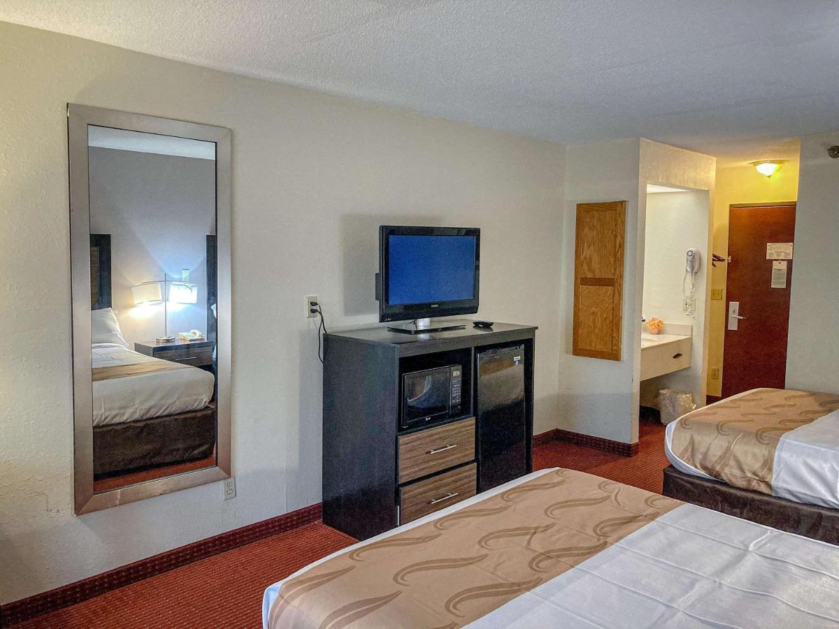 Motel 6 Elkhart, In Экстерьер фото
