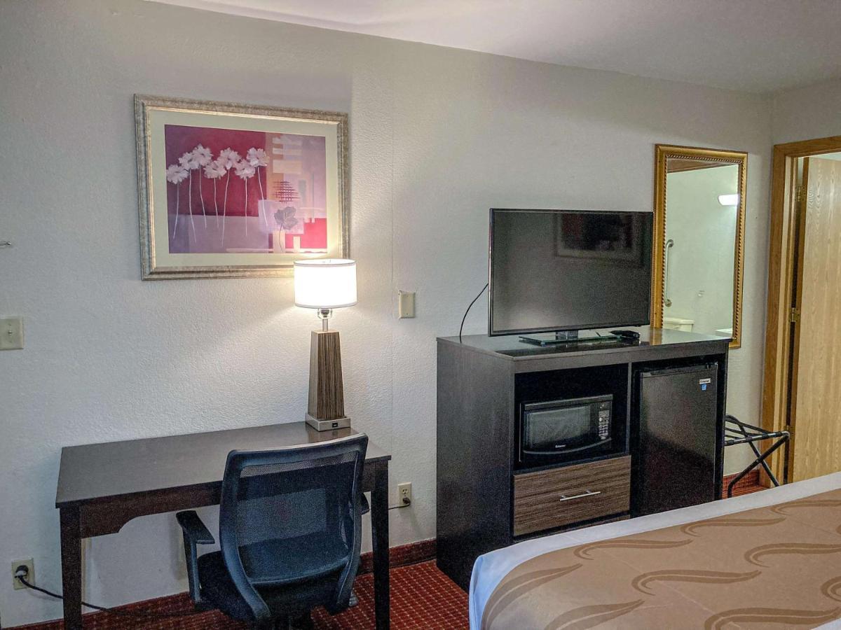 Motel 6 Elkhart, In Экстерьер фото
